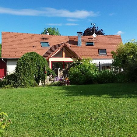 Le Grive Bed & Breakfast Chevremont Bagian luar foto